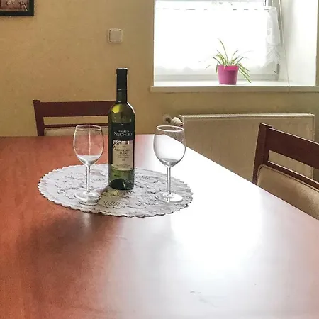 Awesome In Rokytnice N.jizerou W 1 Bedrooms דירה רוקיטניצה נאד איז'רו