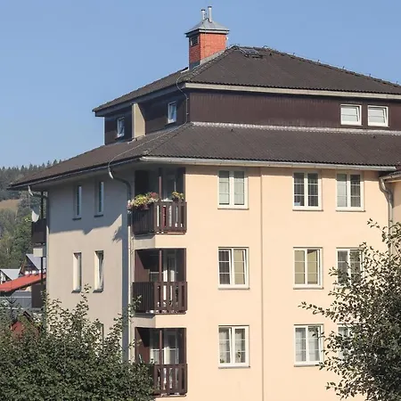 Awesome In Rokytnice N.jizerou W 1 Bedrooms דירה *